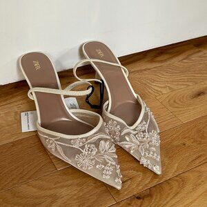 EMBROIDERED MESH SLINGBACKS